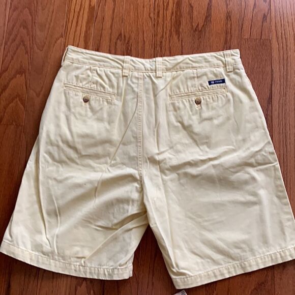 Chaps size 36 waist golf shorts in yellow - Picture 2 of 4